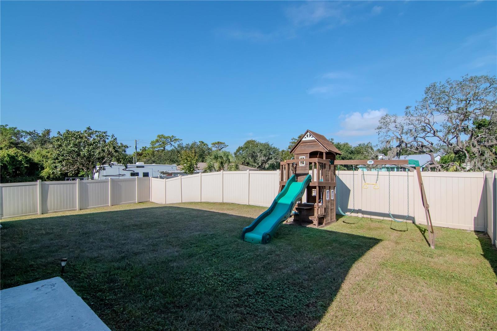 Image 38 of 52 For 11338 Brook Edge Avenue