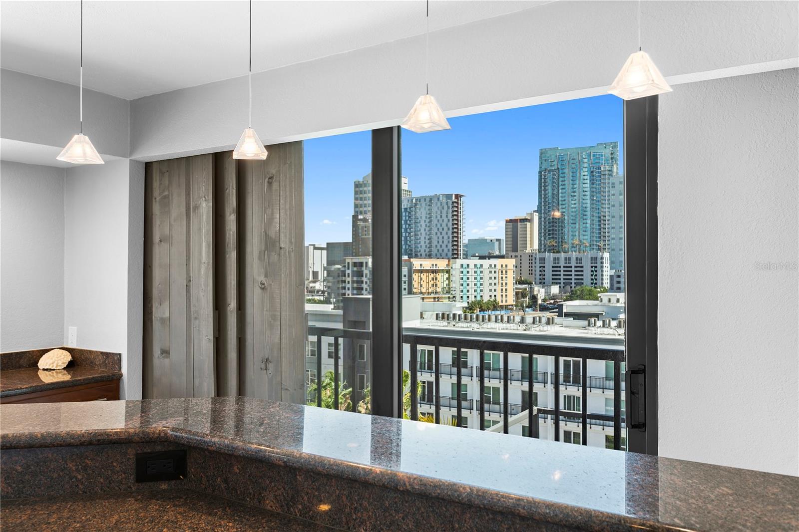 Image 47 of 53 For 201 Laurel Street 1006