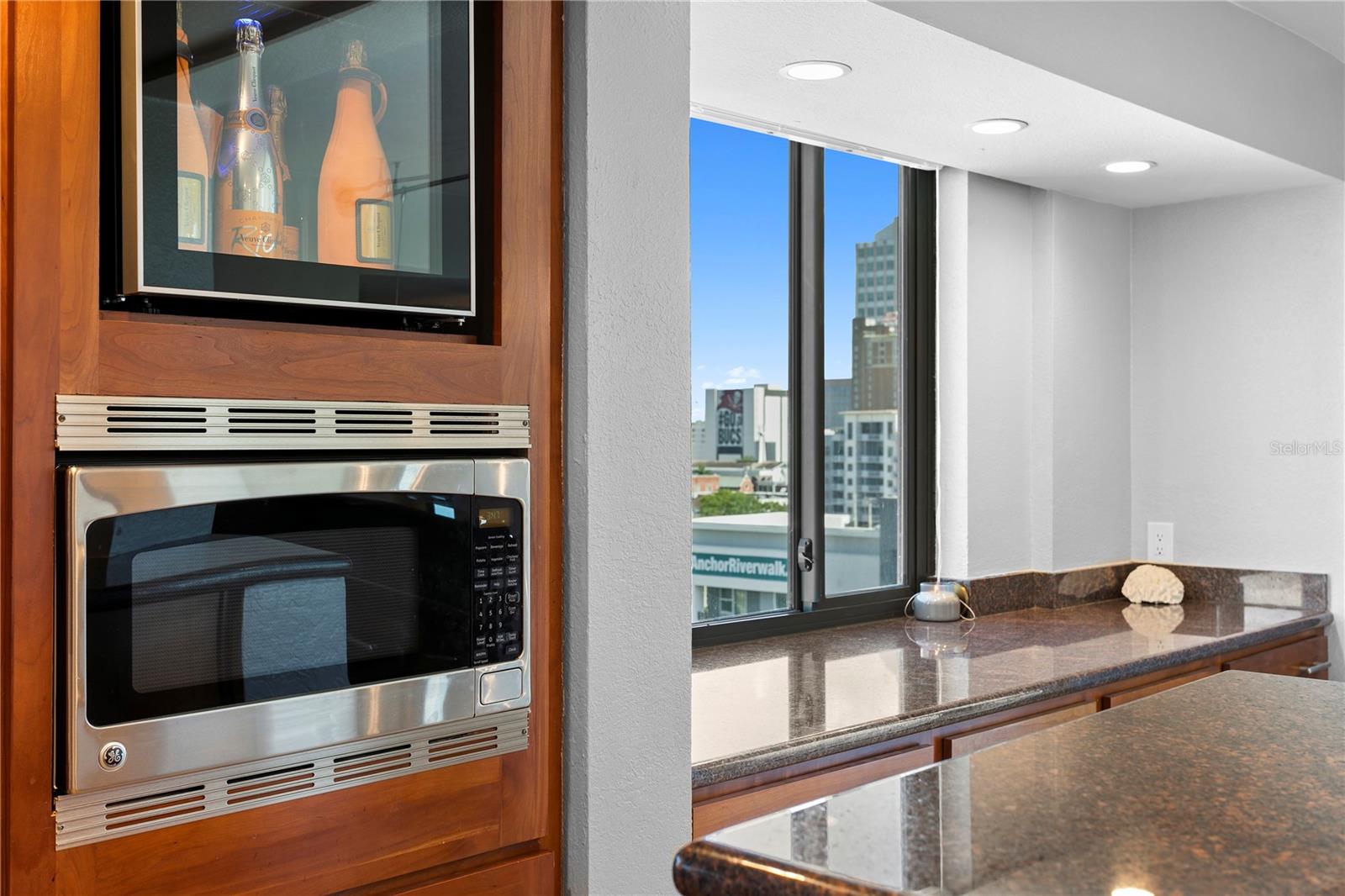 Image 50 of 53 For 201 Laurel Street 1006