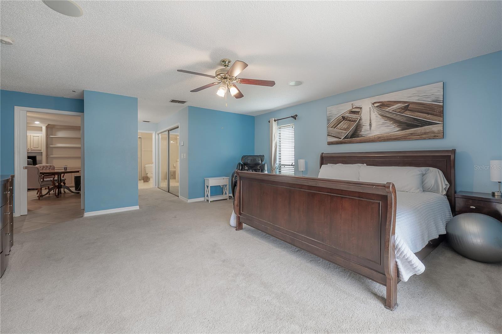 Image 14 of 47 For 2637 Westview Court
