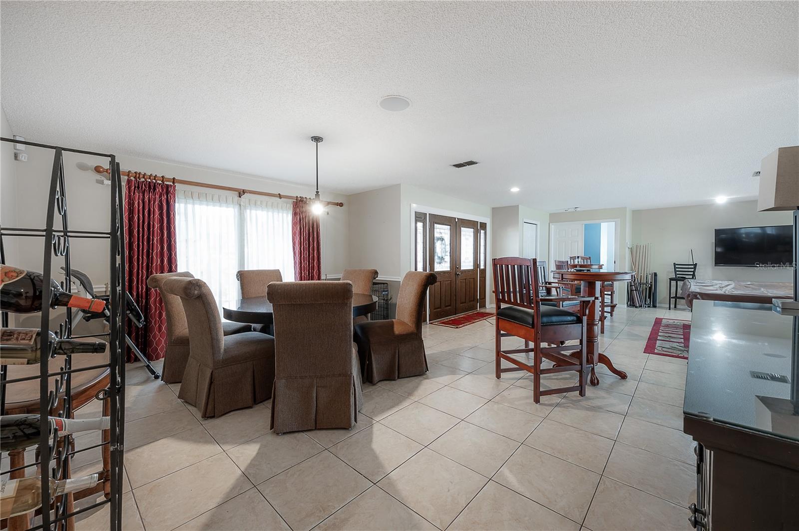 Image 17 of 47 For 2637 Westview Court