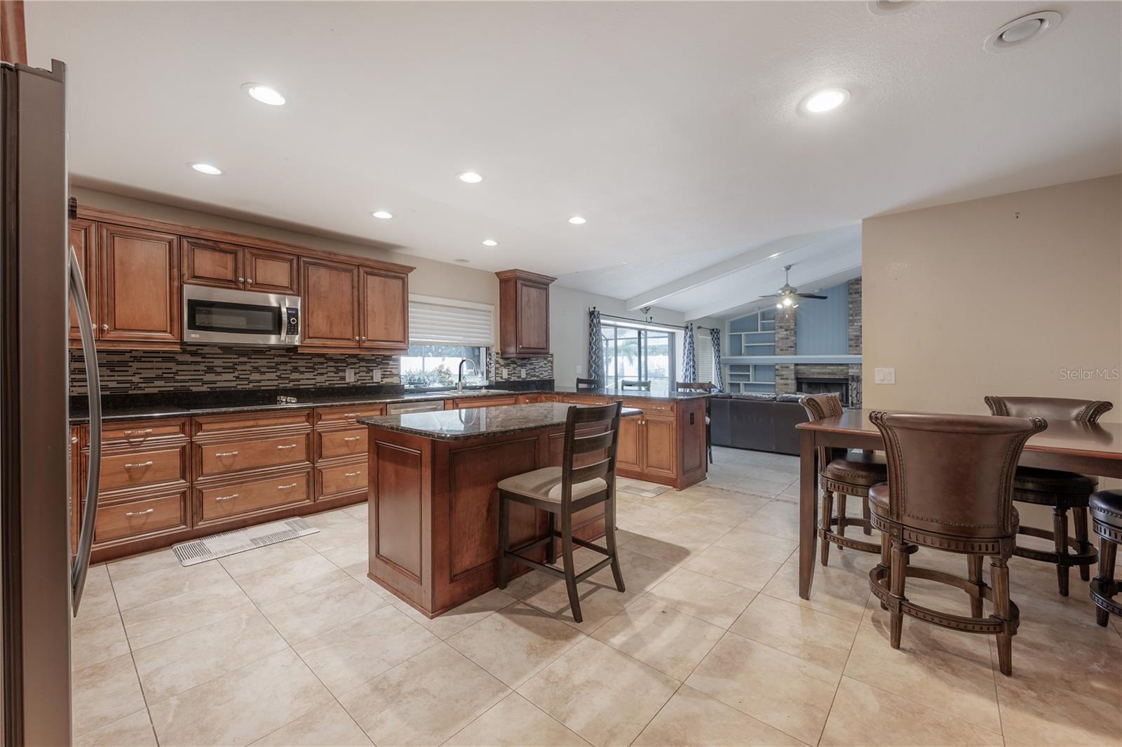 Image 20 of 47 For 2637 Westview Court