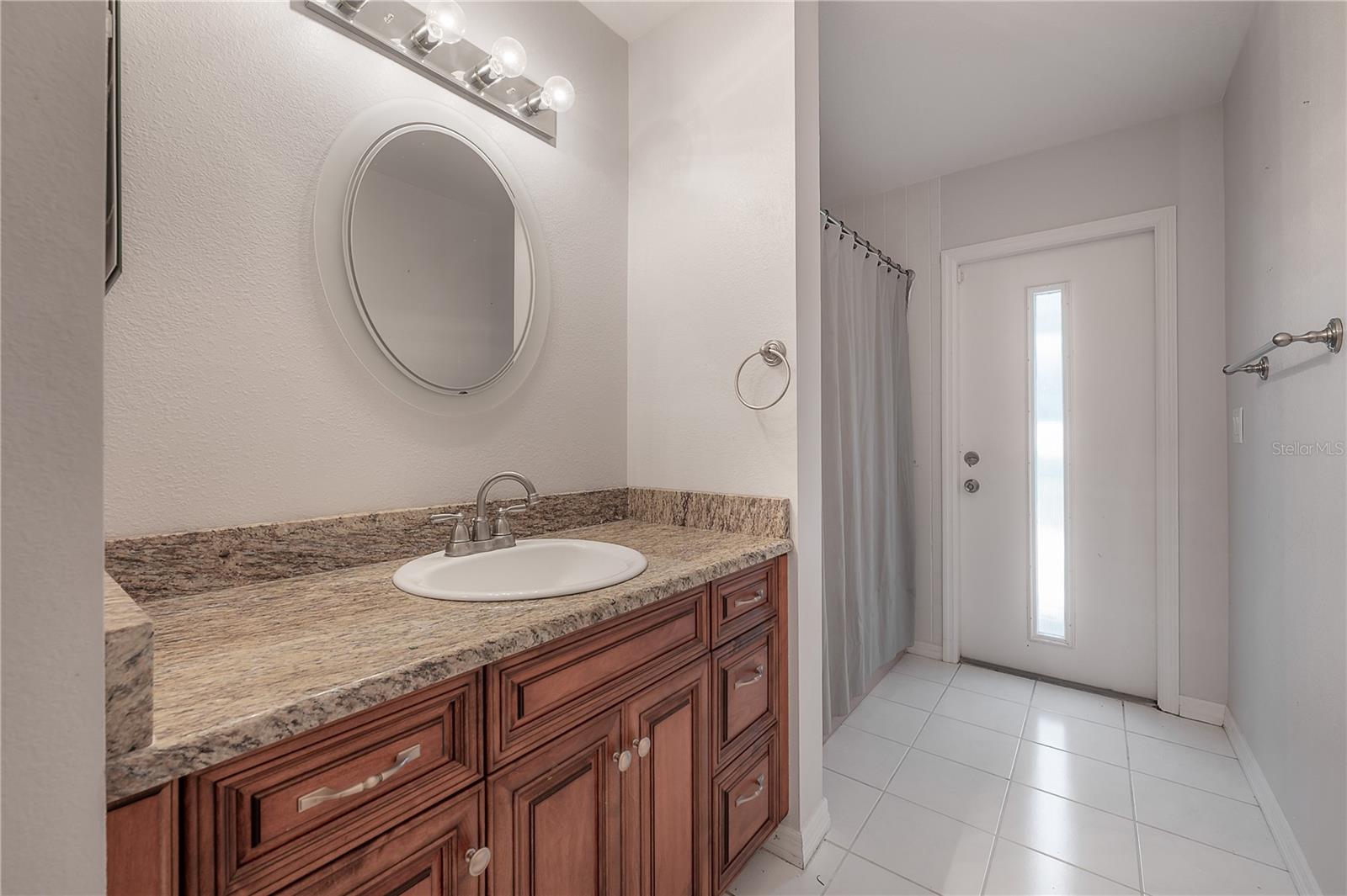 Image 29 of 47 For 2637 Westview Court