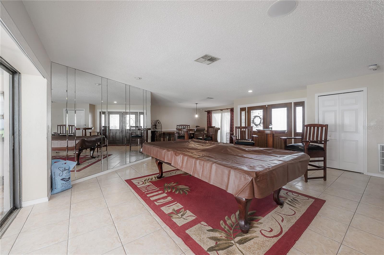 Image 5 of 47 For 2637 Westview Court