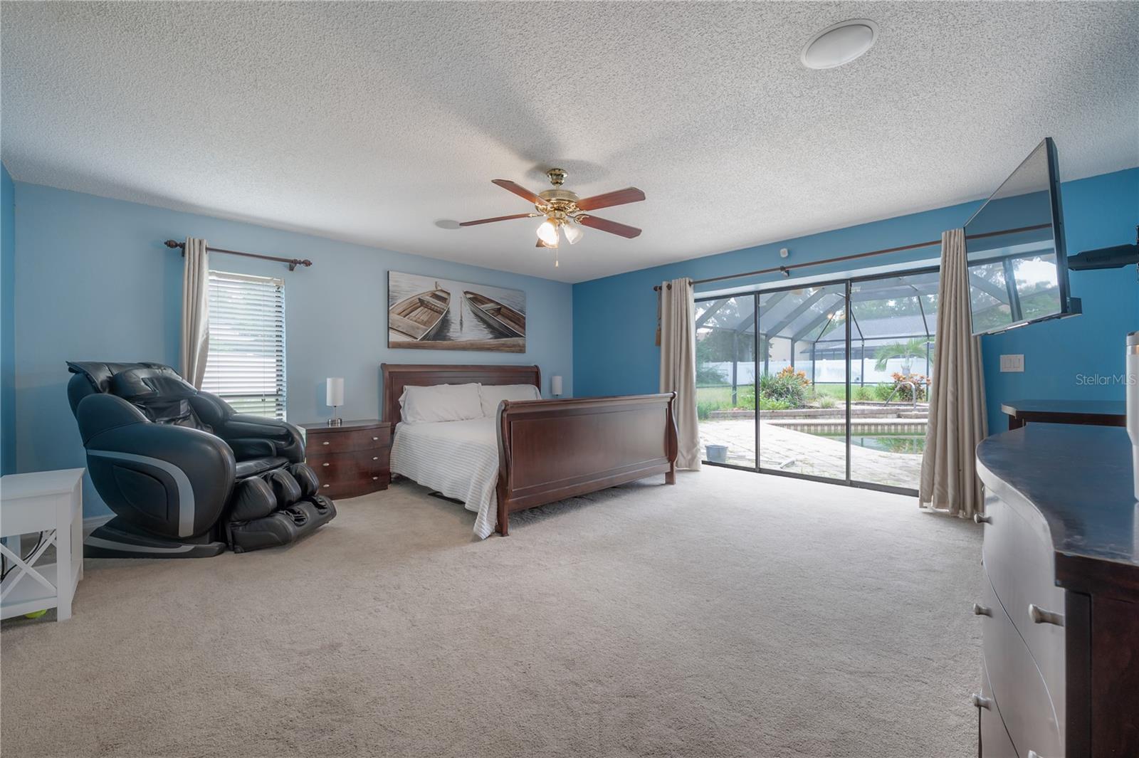 Image 7 of 47 For 2637 Westview Court