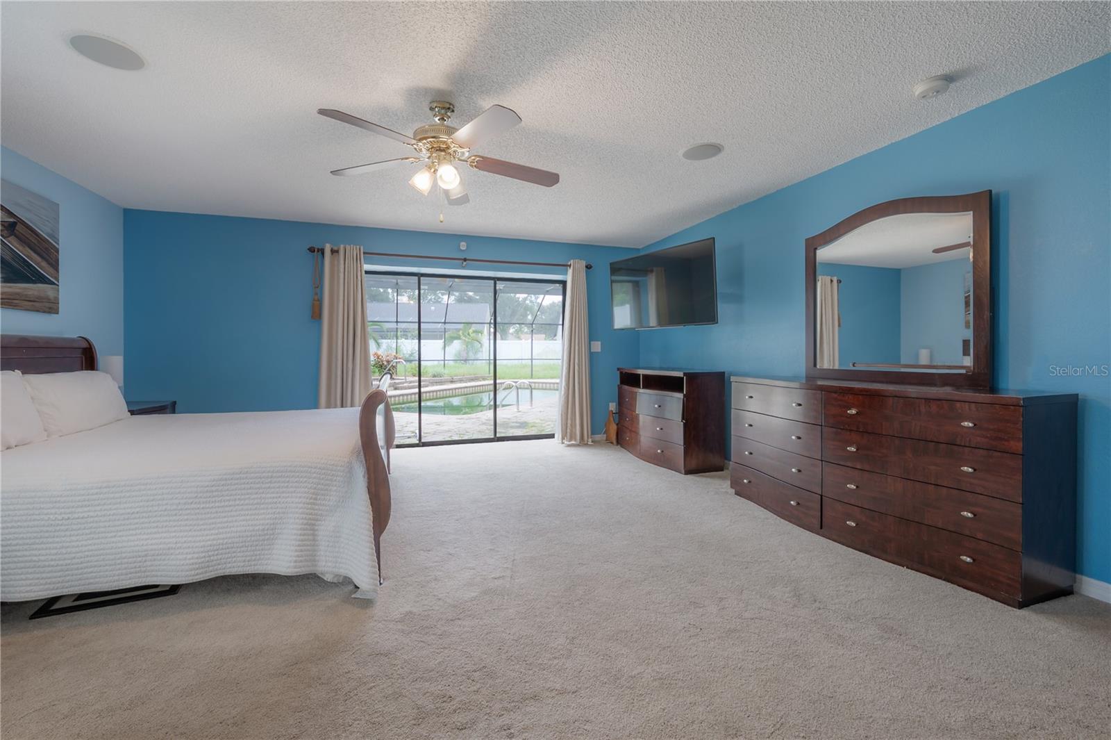 Image 8 of 47 For 2637 Westview Court