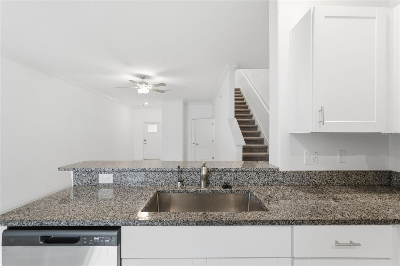 Image 15 of 72 For 36379 Garden Wall Way