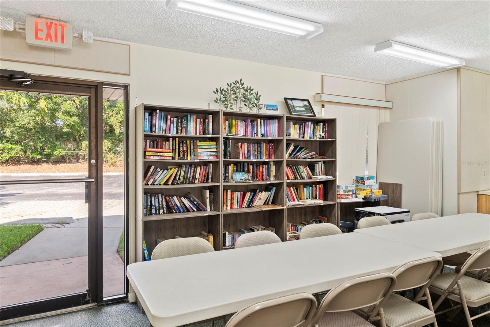 Image 37 of 65 For 9510 Harbor Greens Way 506