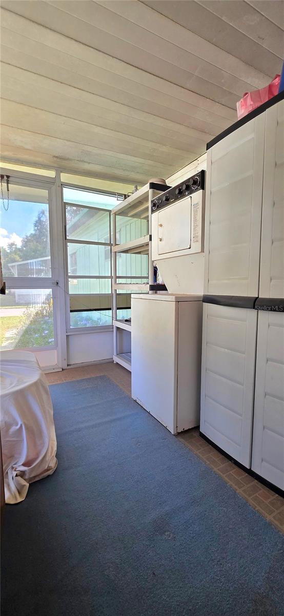 Image 19 of 40 For 37438 Ray Drive