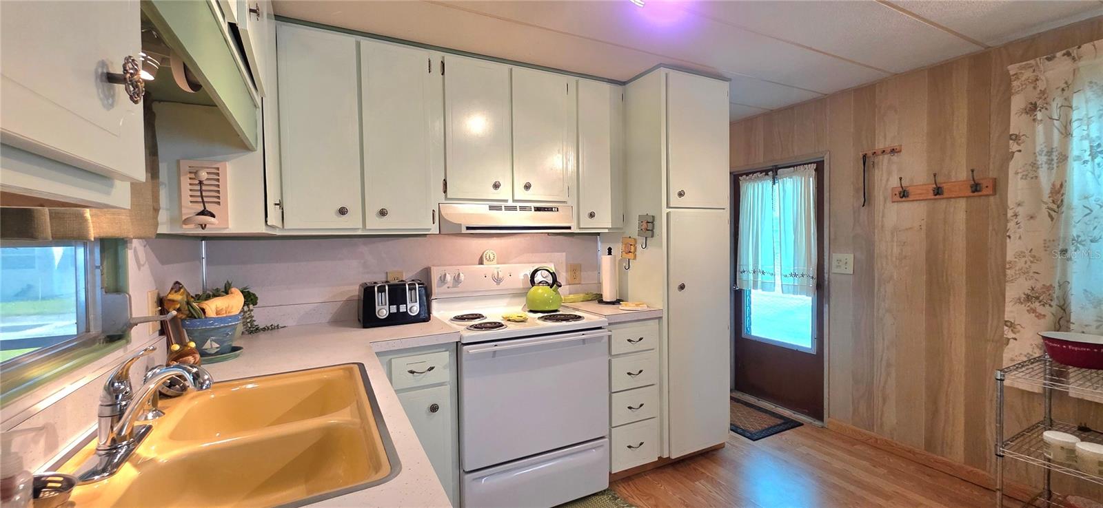 Image 32 of 40 For 37438 Ray Drive