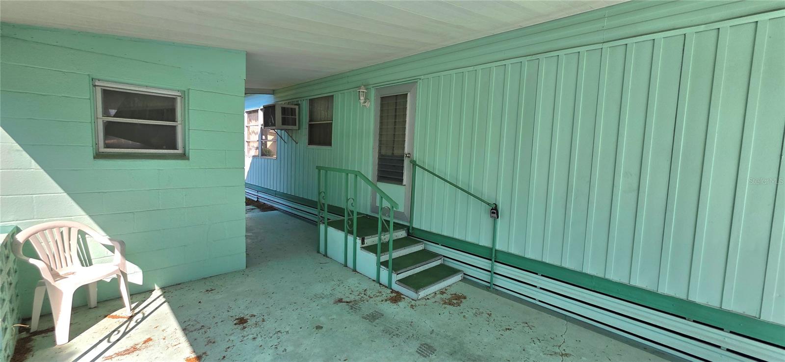 Image 9 of 40 For 37438 Ray Drive