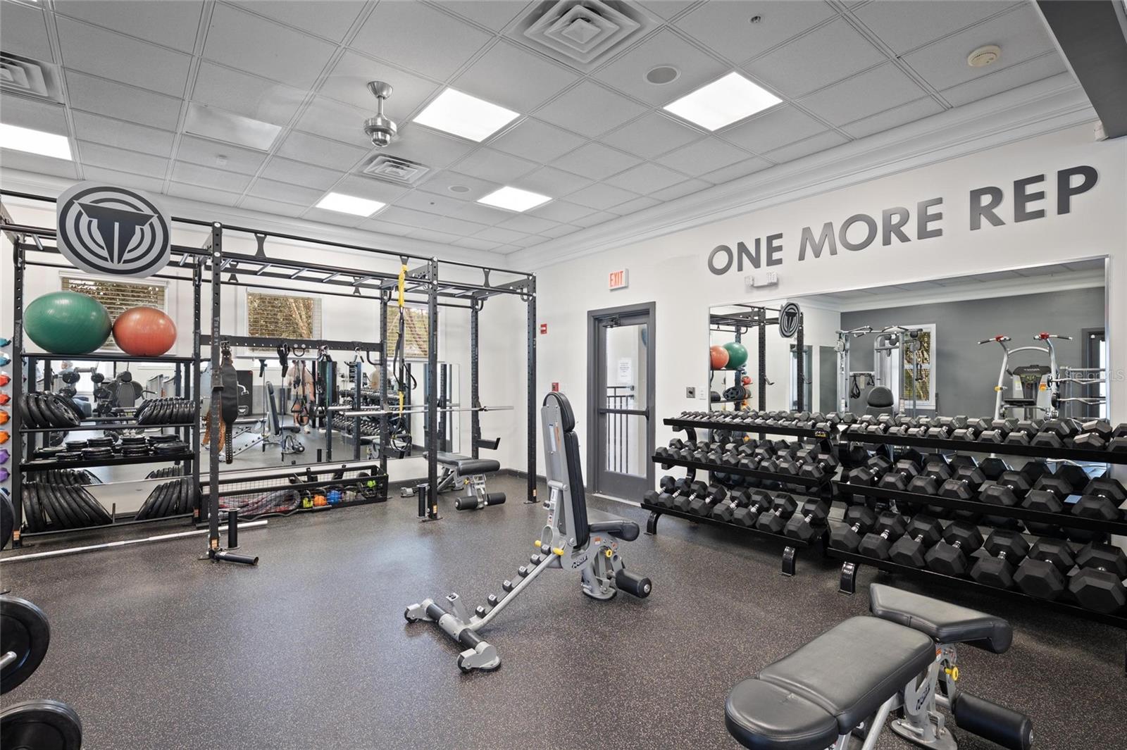 Image 41 of 54 For 14457 Mirabelle Vista Circle