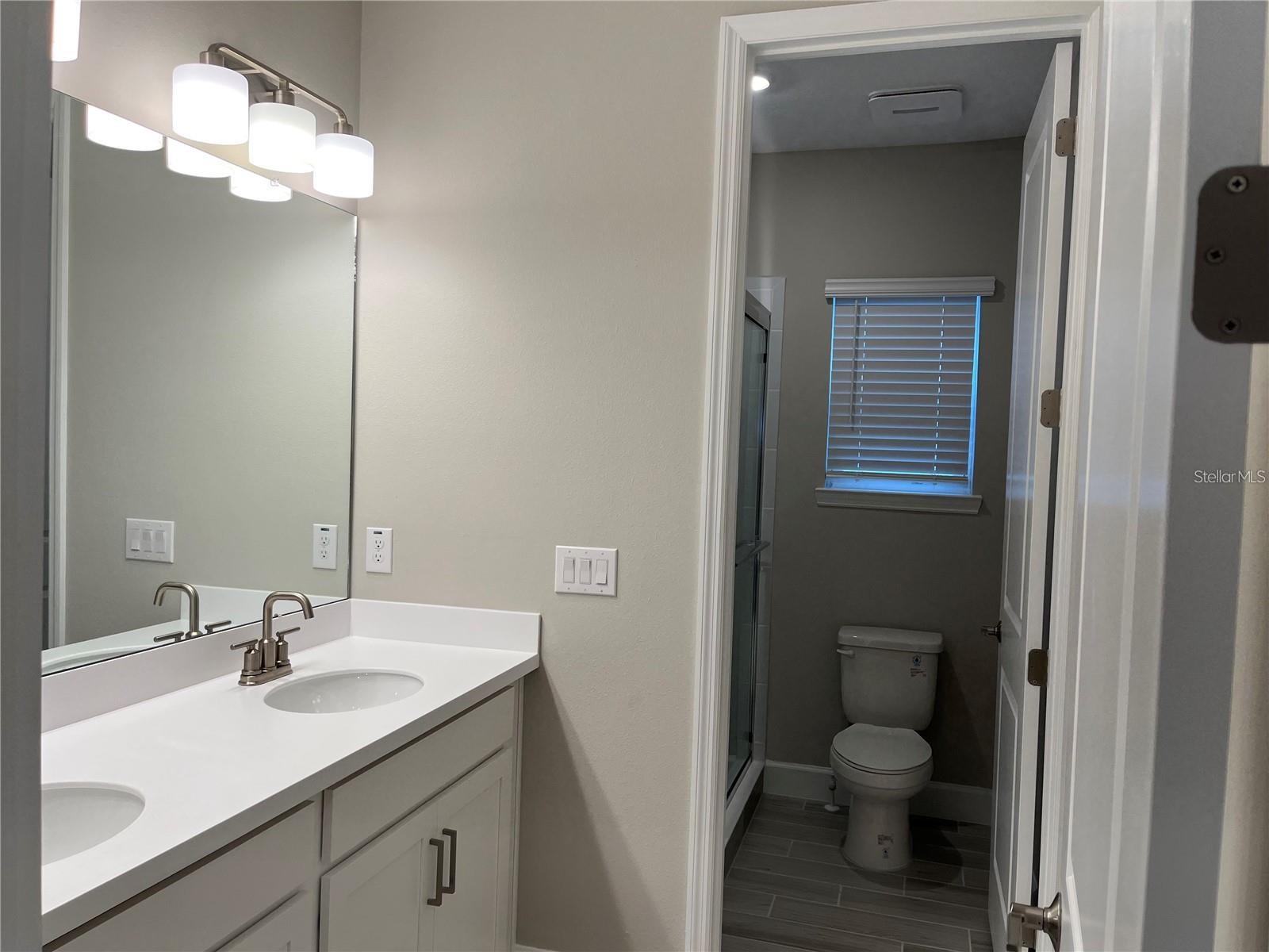 Image 16 of 30 For 33427 Landsman Loop