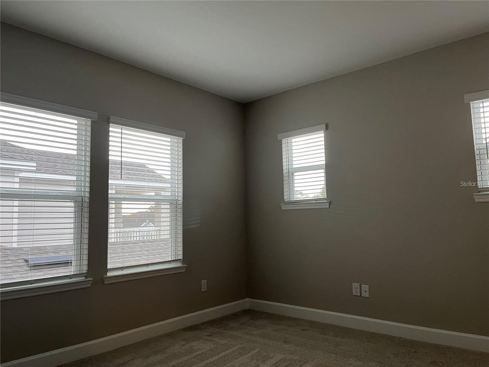 Image 17 of 30 For 33427 Landsman Loop