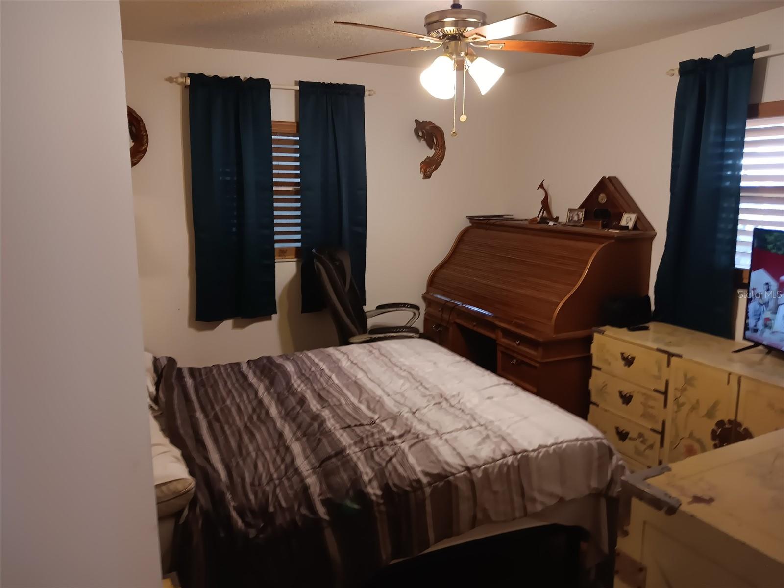 Image 11 of 27 For 374 3rd Street Nw