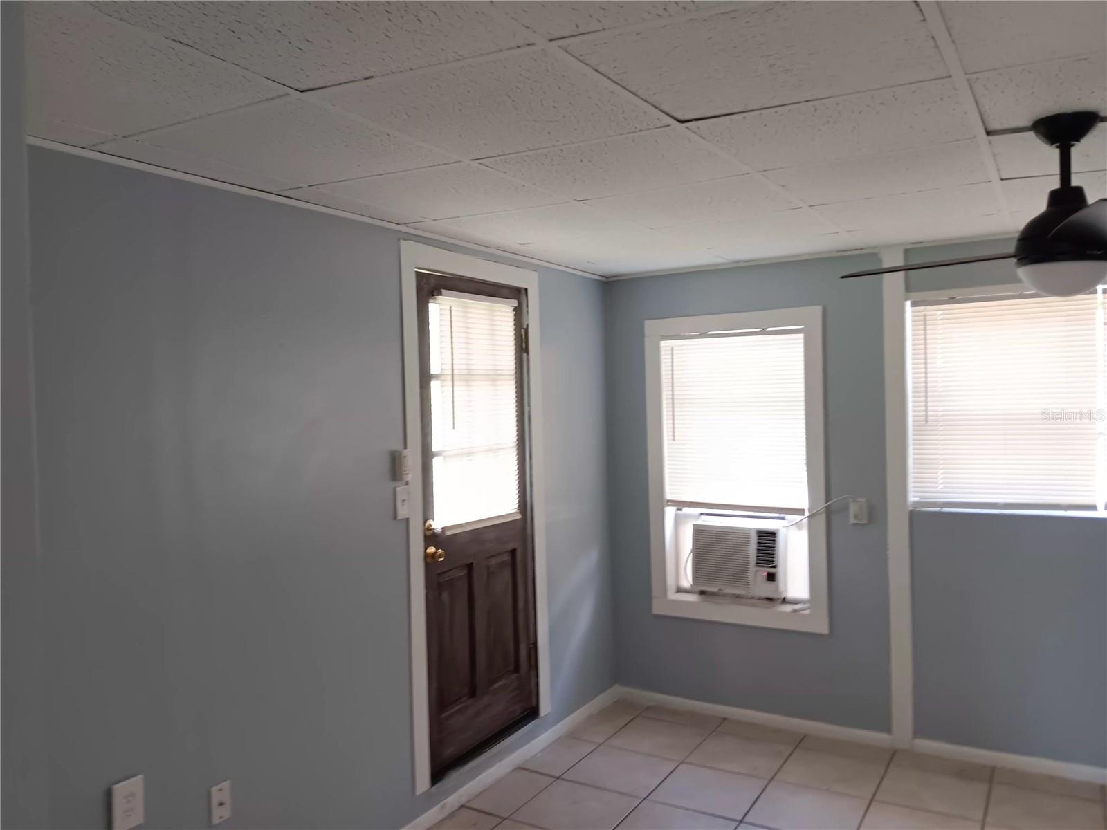 Image 22 of 27 For 374 3rd Street Nw