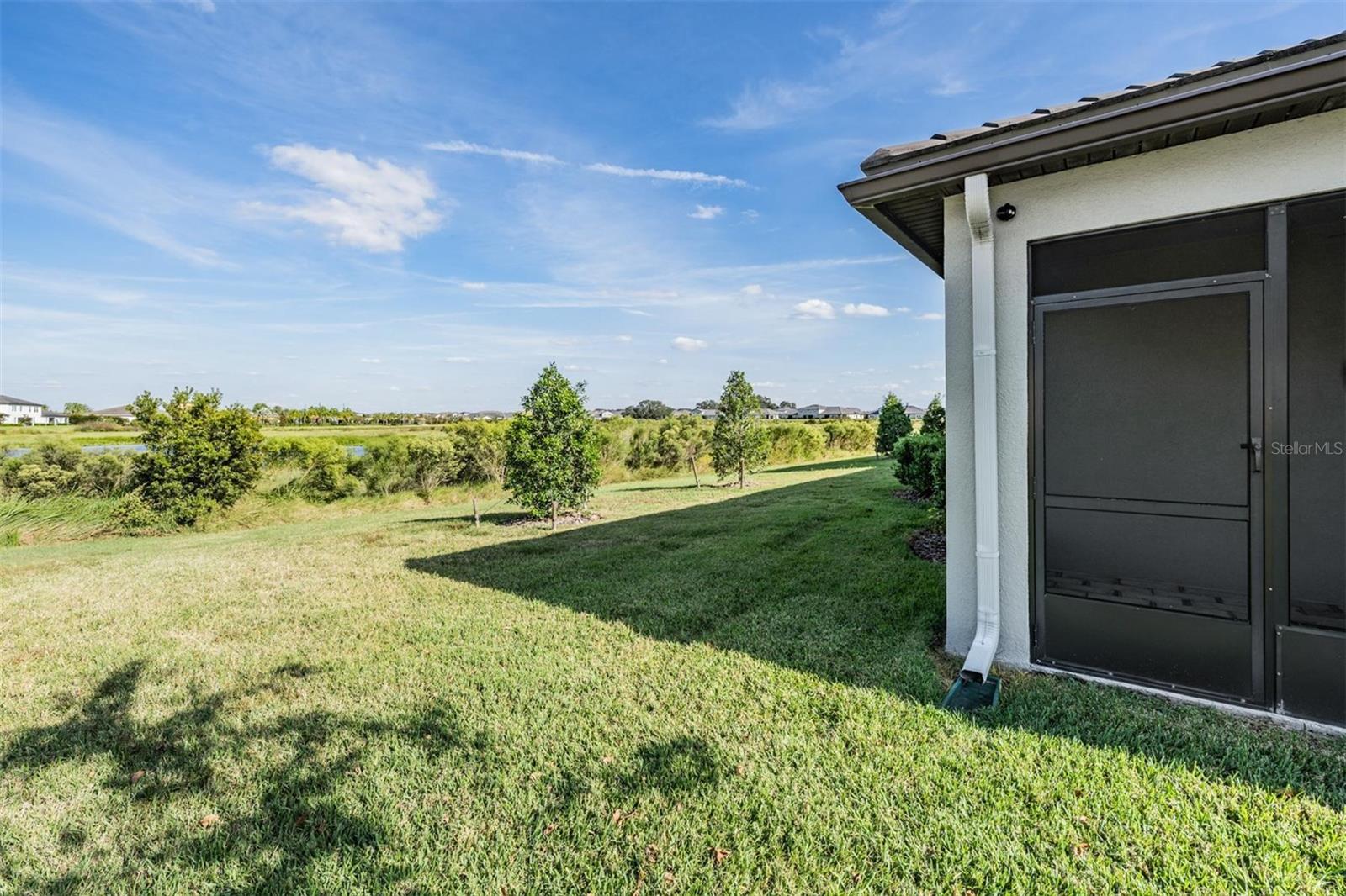 Image 12 of 100 For 10448 Echo Dock Loop