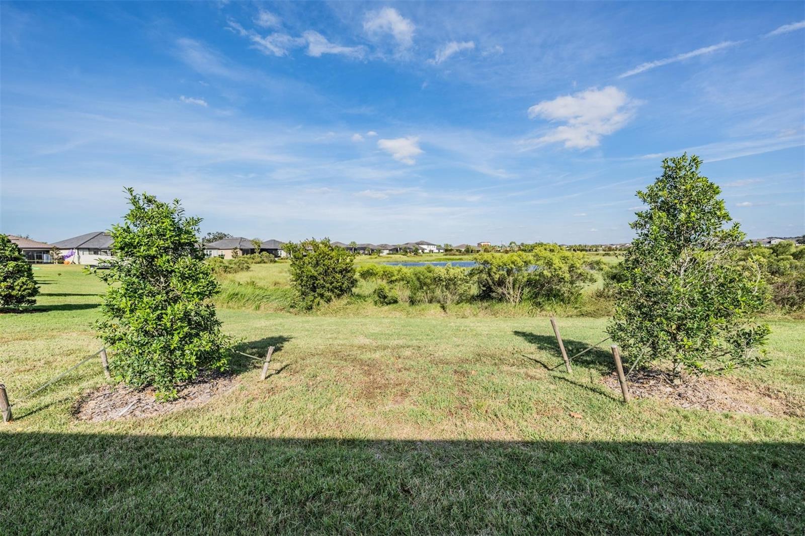 Image 14 of 100 For 10448 Echo Dock Loop