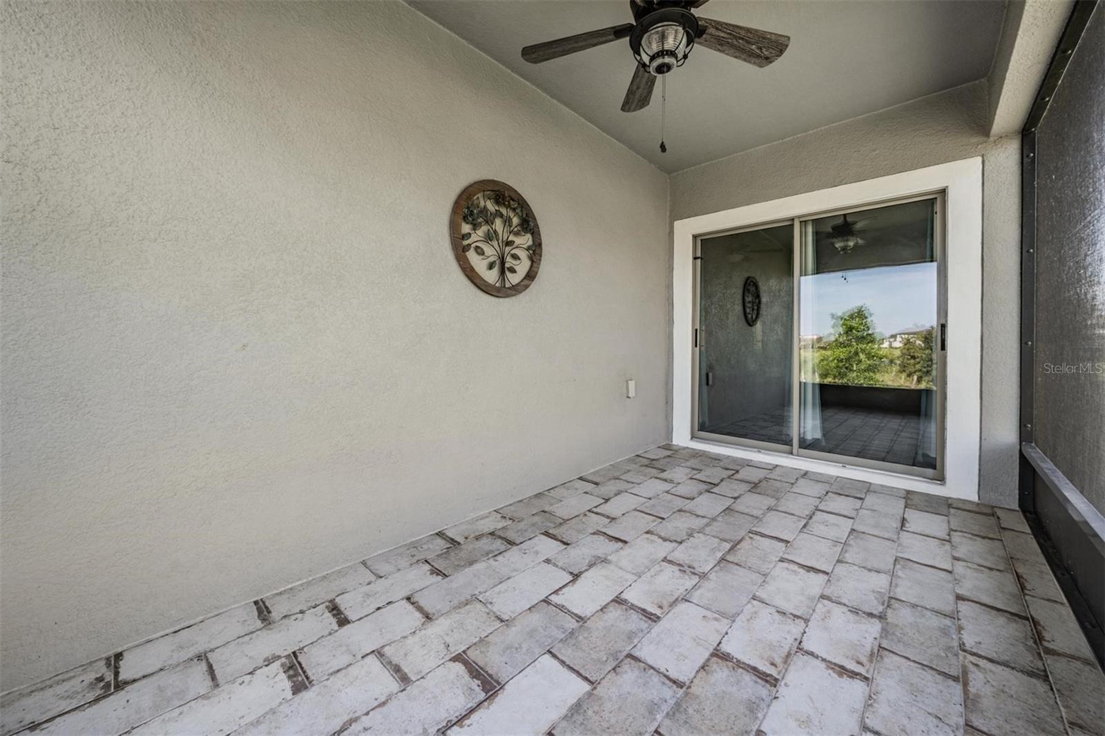 Image 15 of 100 For 10448 Echo Dock Loop