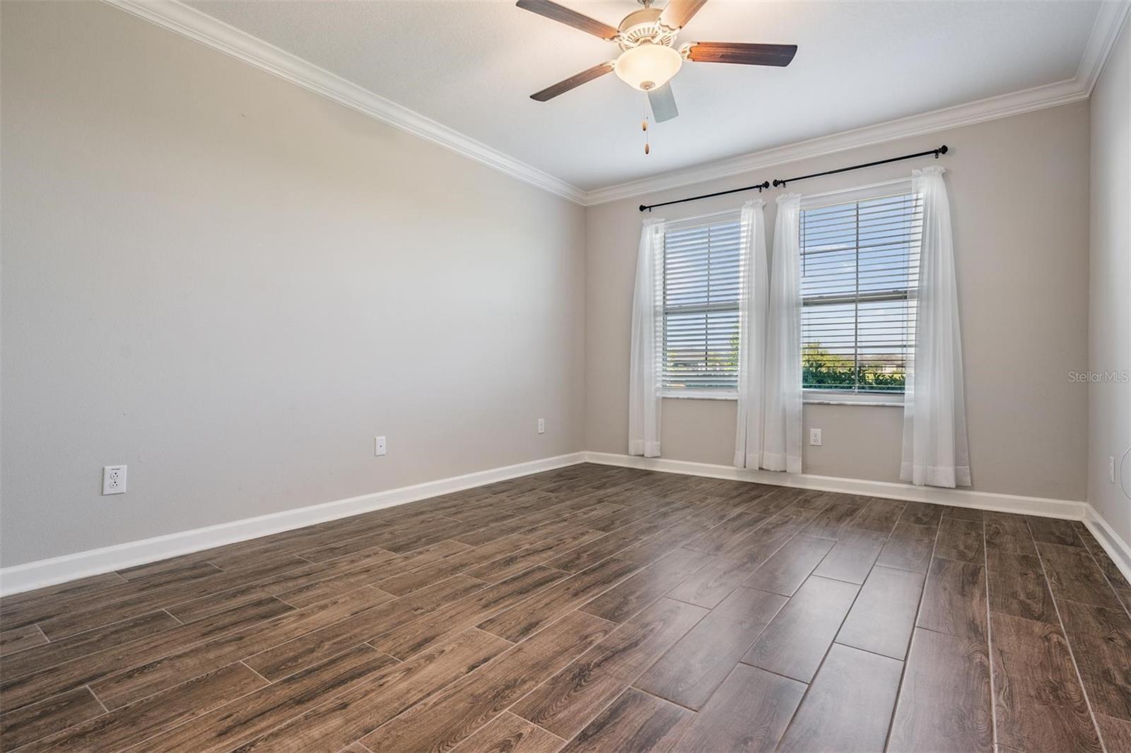 Image 20 of 100 For 10448 Echo Dock Loop