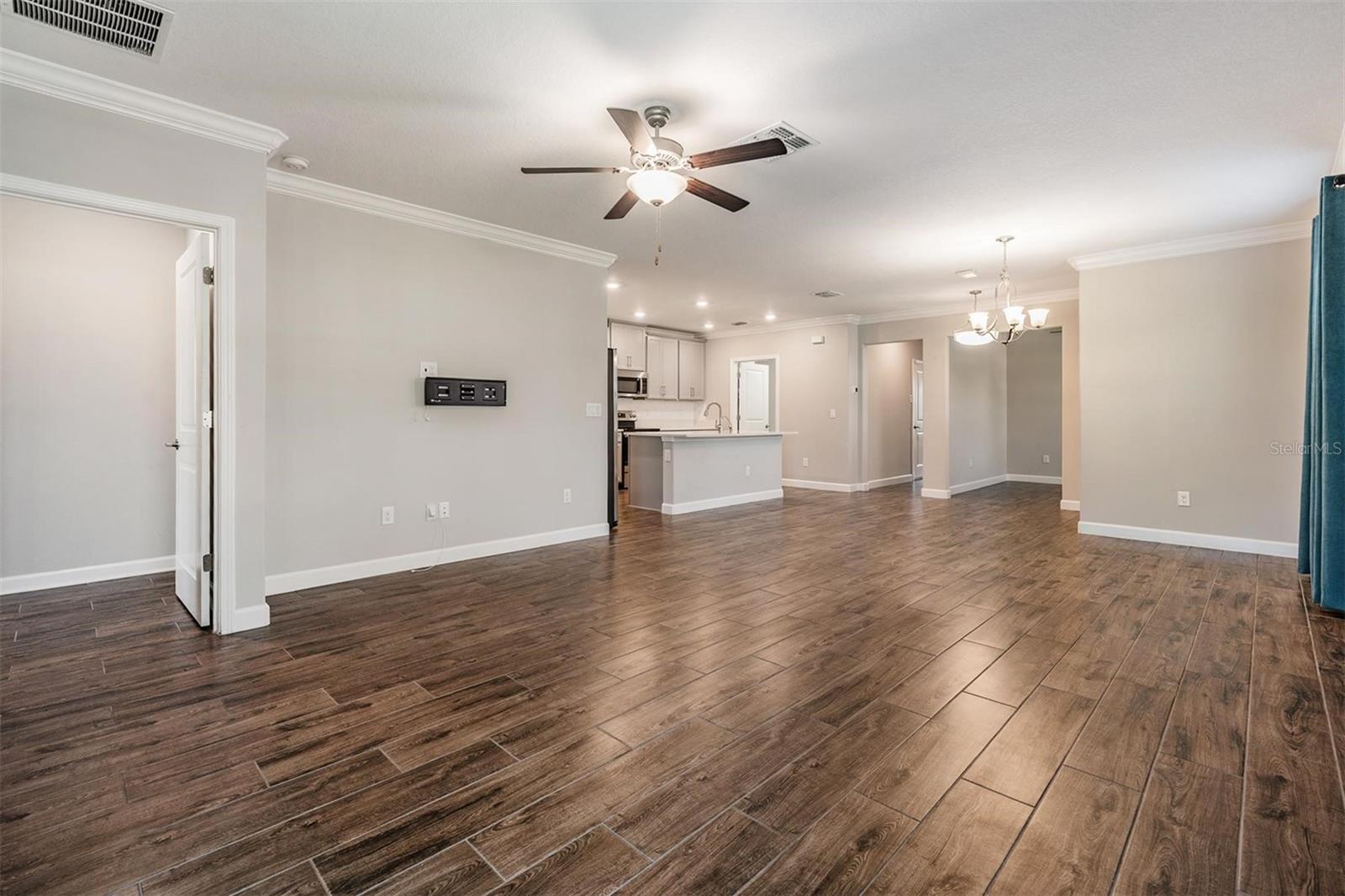 Image 26 of 100 For 10448 Echo Dock Loop