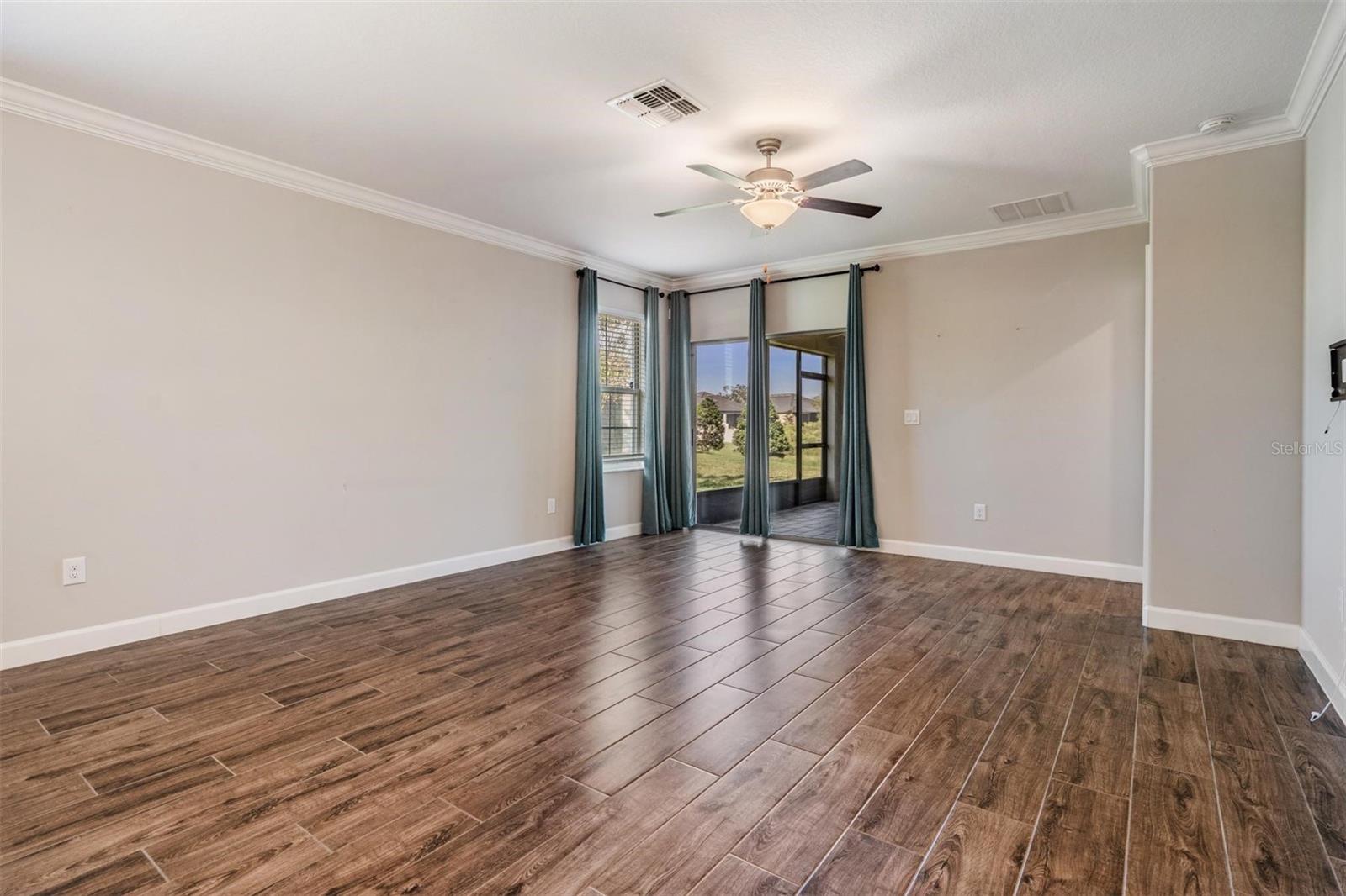 Image 28 of 100 For 10448 Echo Dock Loop