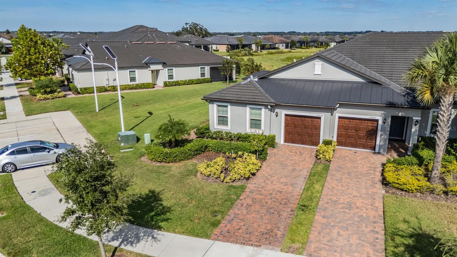 Image 3 of 100 For 10448 Echo Dock Loop