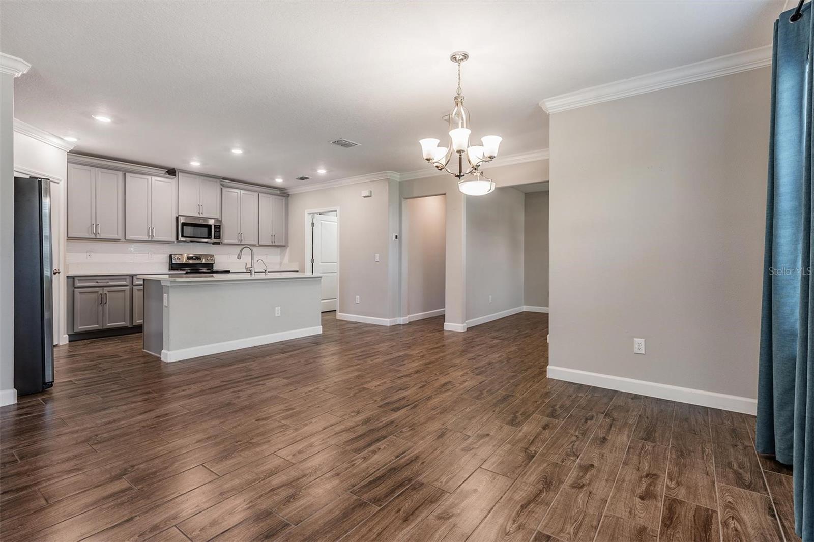 Image 30 of 100 For 10448 Echo Dock Loop