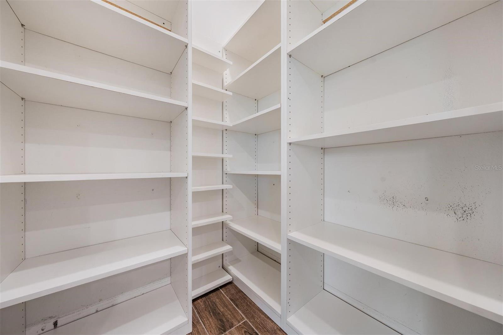 Image 37 of 100 For 10448 Echo Dock Loop