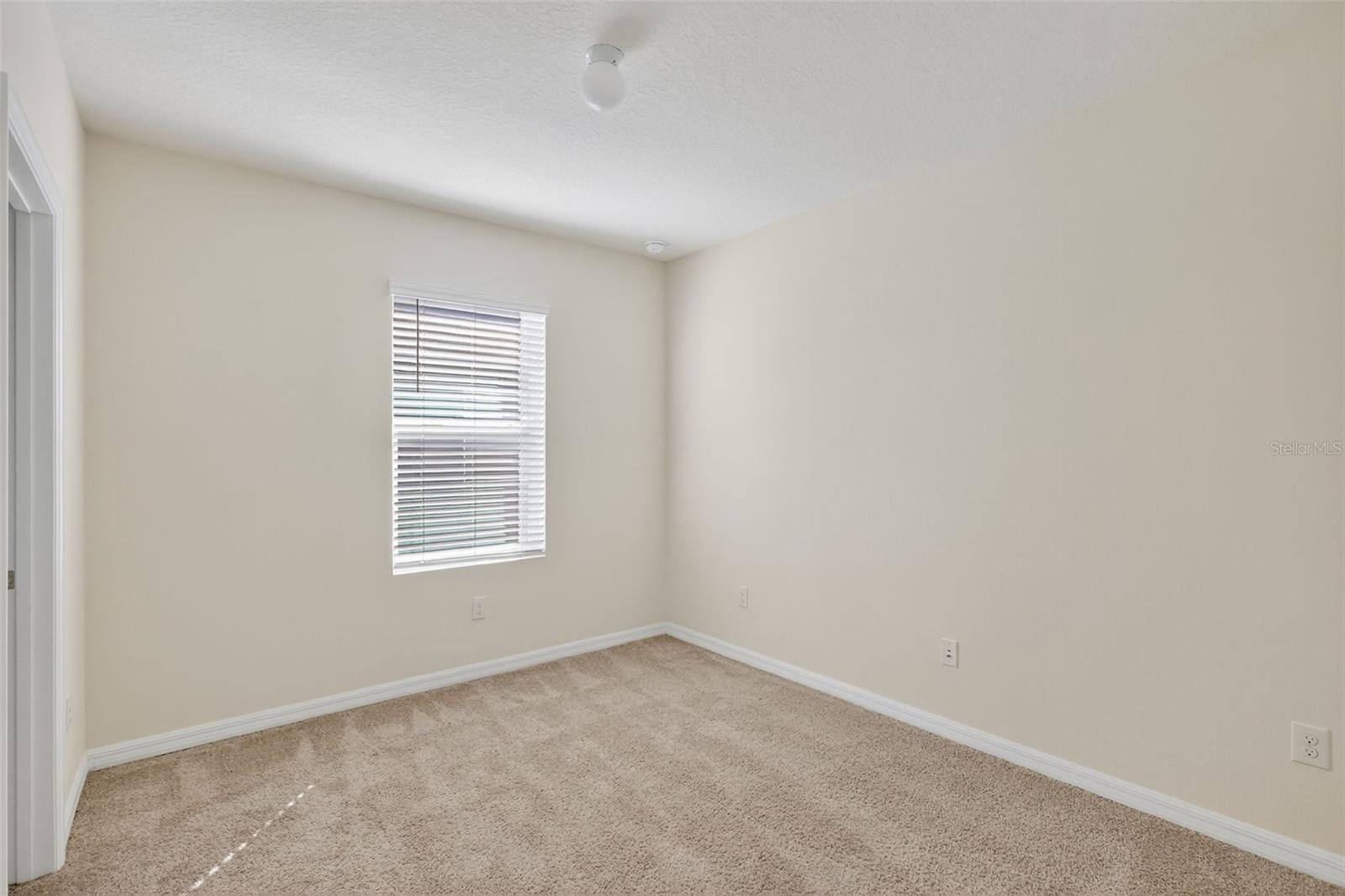 Image 13 of 22 For 32997 Kaloko