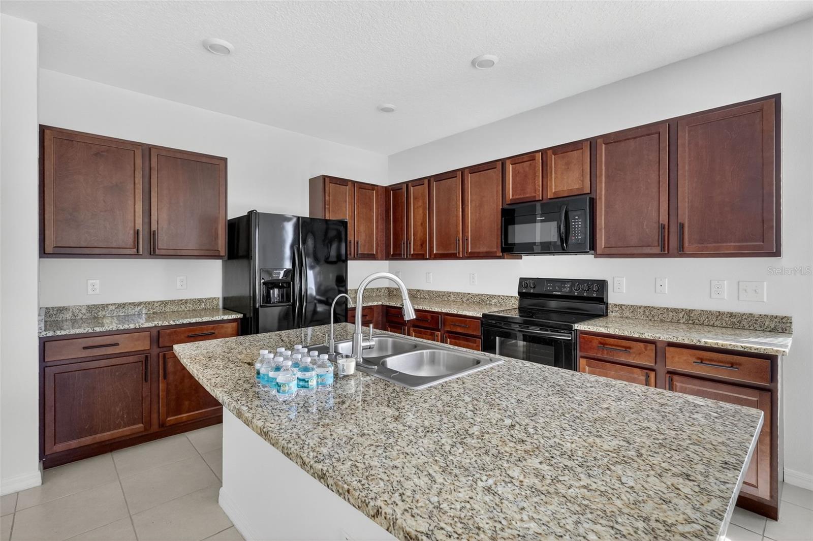 Image 5 of 22 For 32997 Kaloko