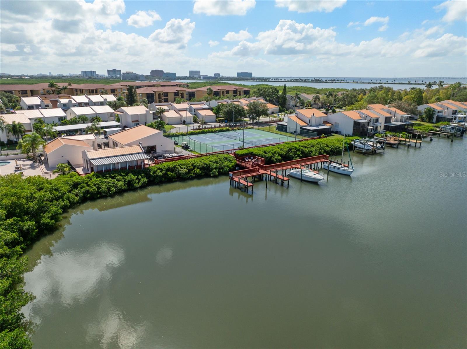 Image 43 of 52 For 4321 Harbor House Drive