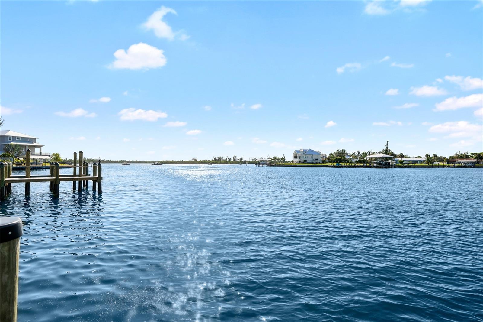 Listing photo id 54 for 515 Green Dolphin Drive S