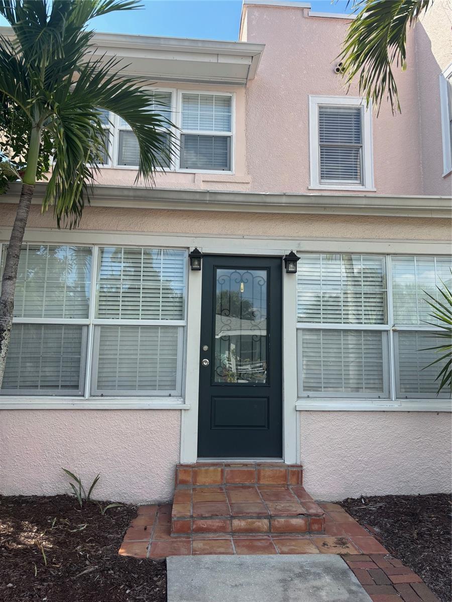 Image 9 of 38 For 1604 Osceola Avenue