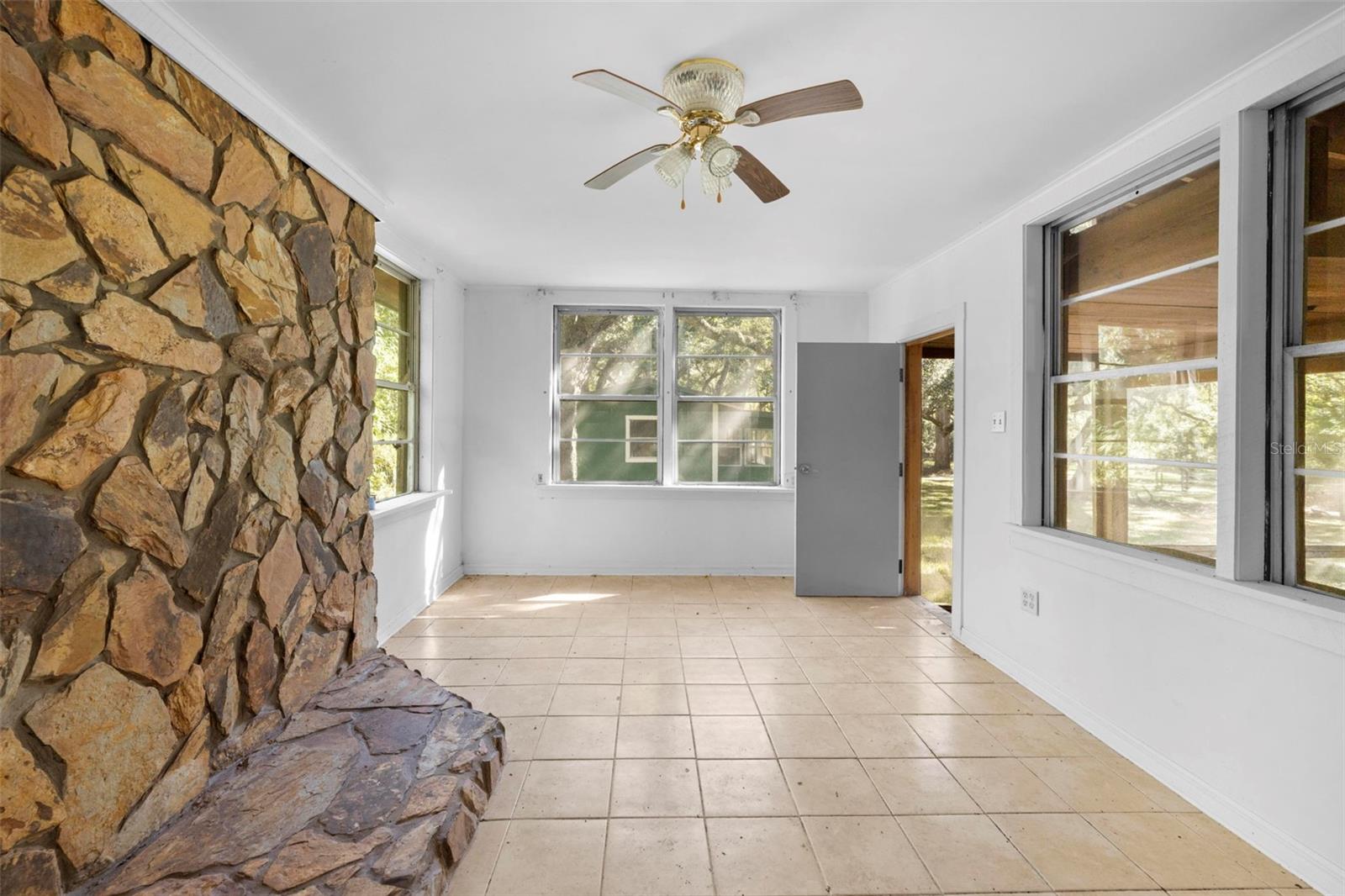 Image 16 of 80 For 10750 Sybil Court