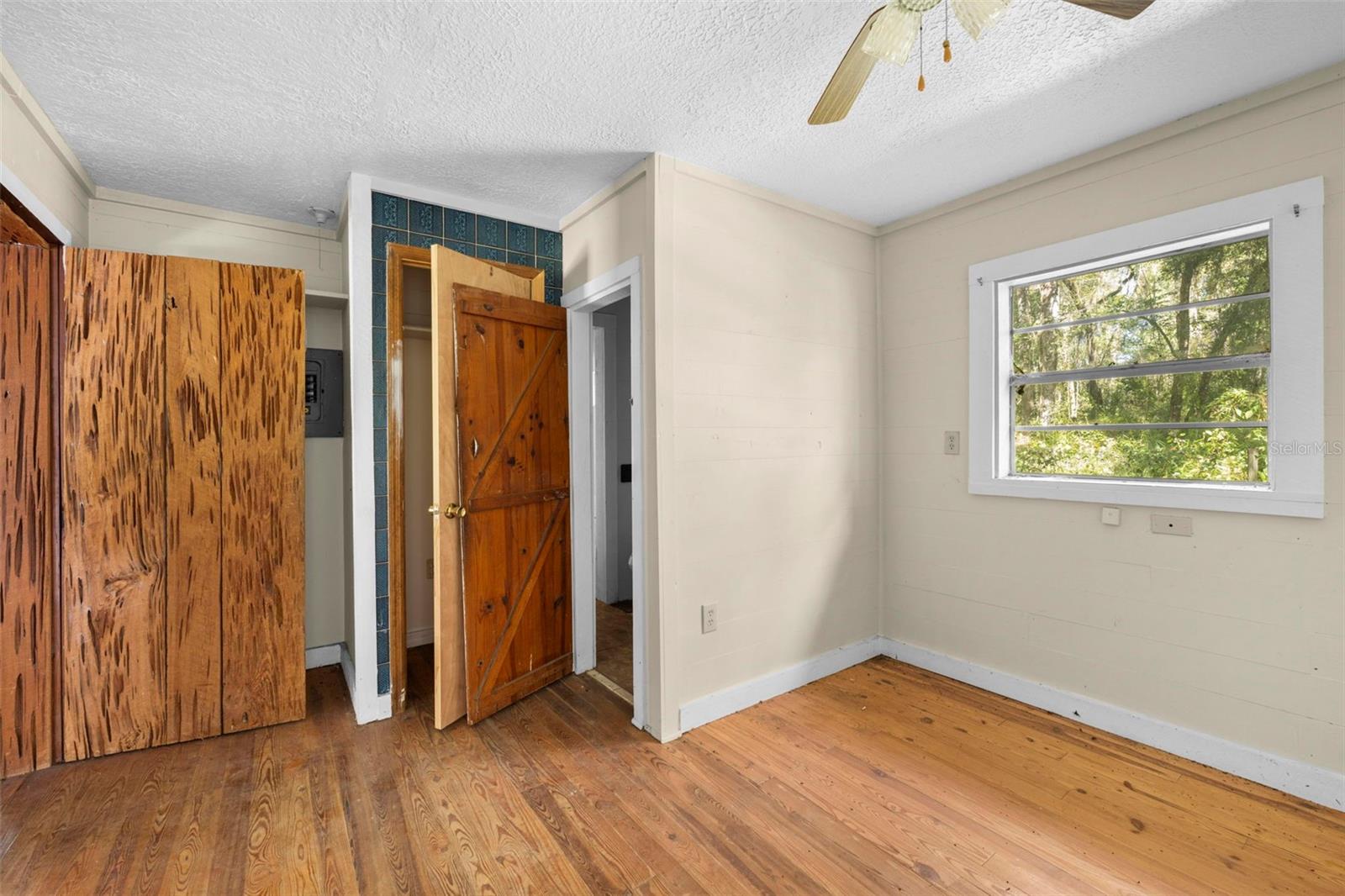 Image 18 of 80 For 10750 Sybil Court