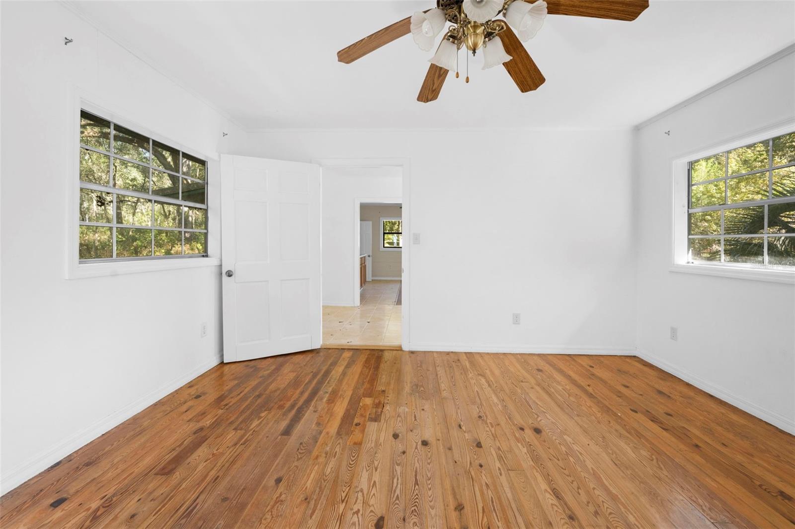 Image 21 of 80 For 10750 Sybil Court