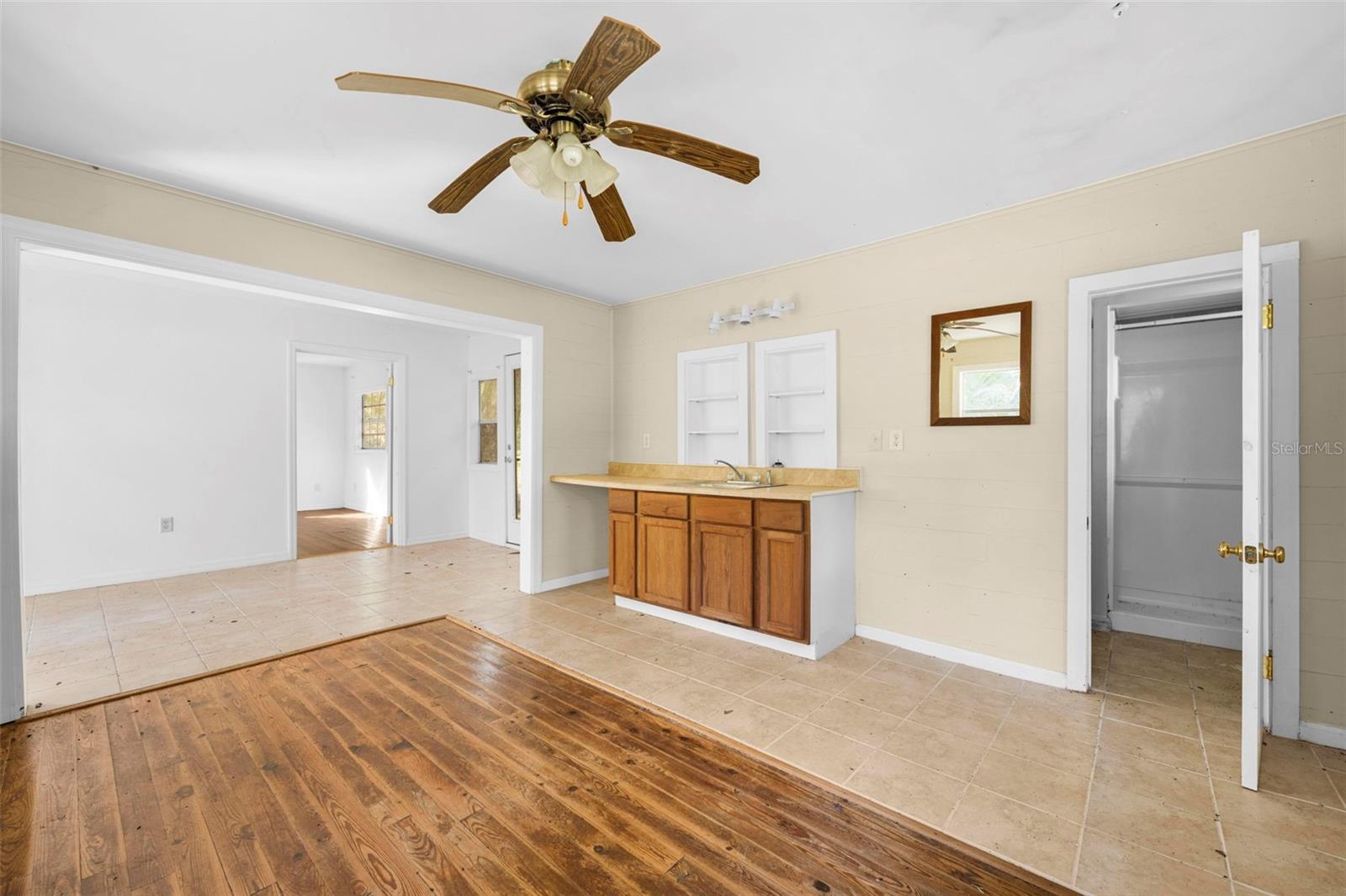 Image 26 of 80 For 10750 Sybil Court