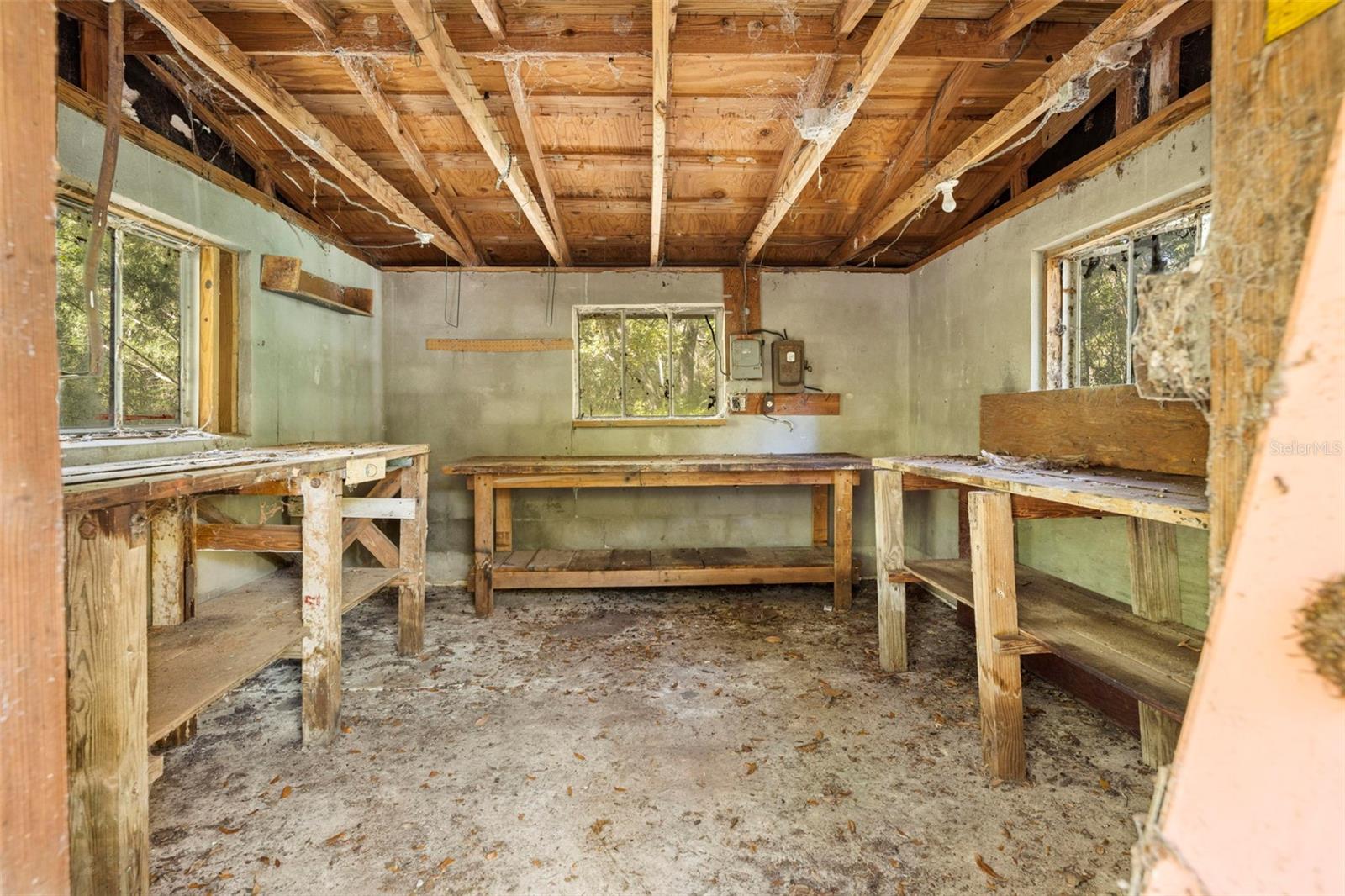 Image 34 of 80 For 10750 Sybil Court