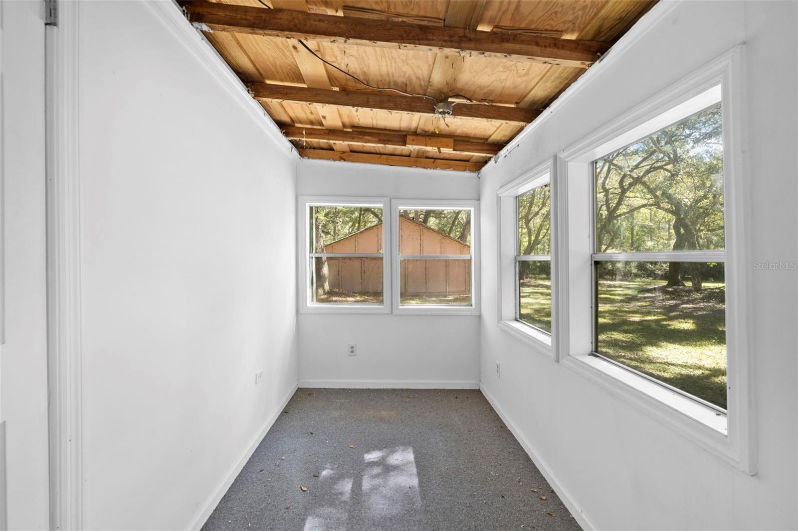 Image 5 of 80 For 10750 Sybil Court