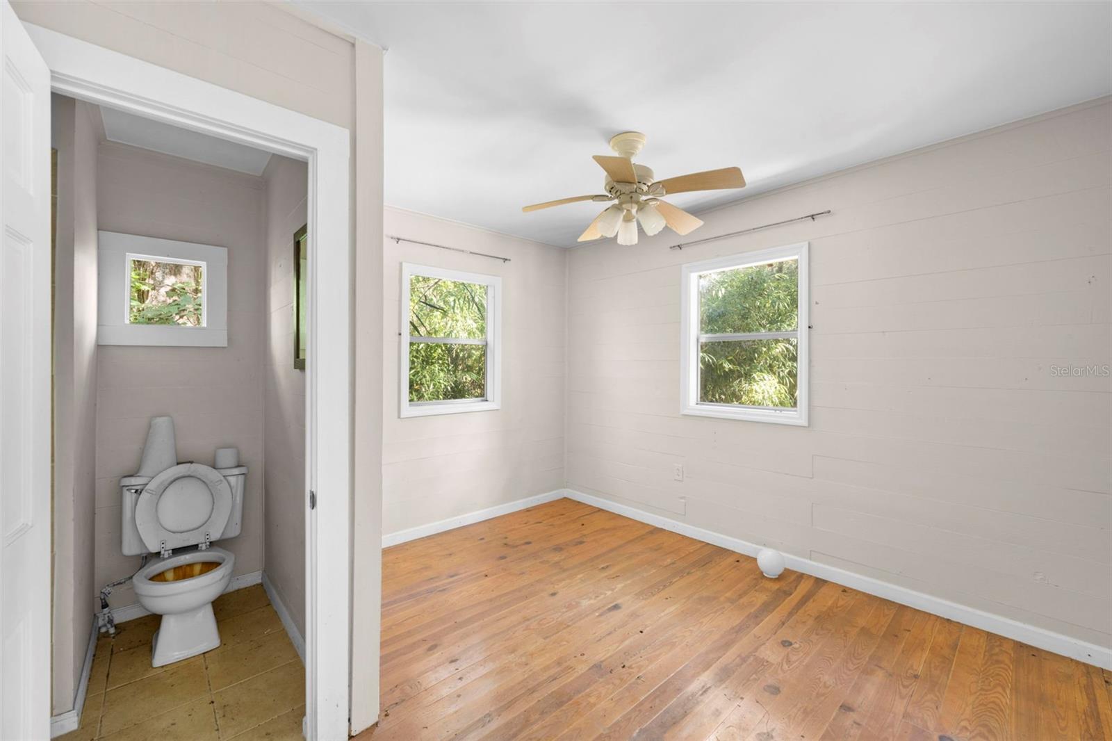 Image 9 of 80 For 10750 Sybil Court