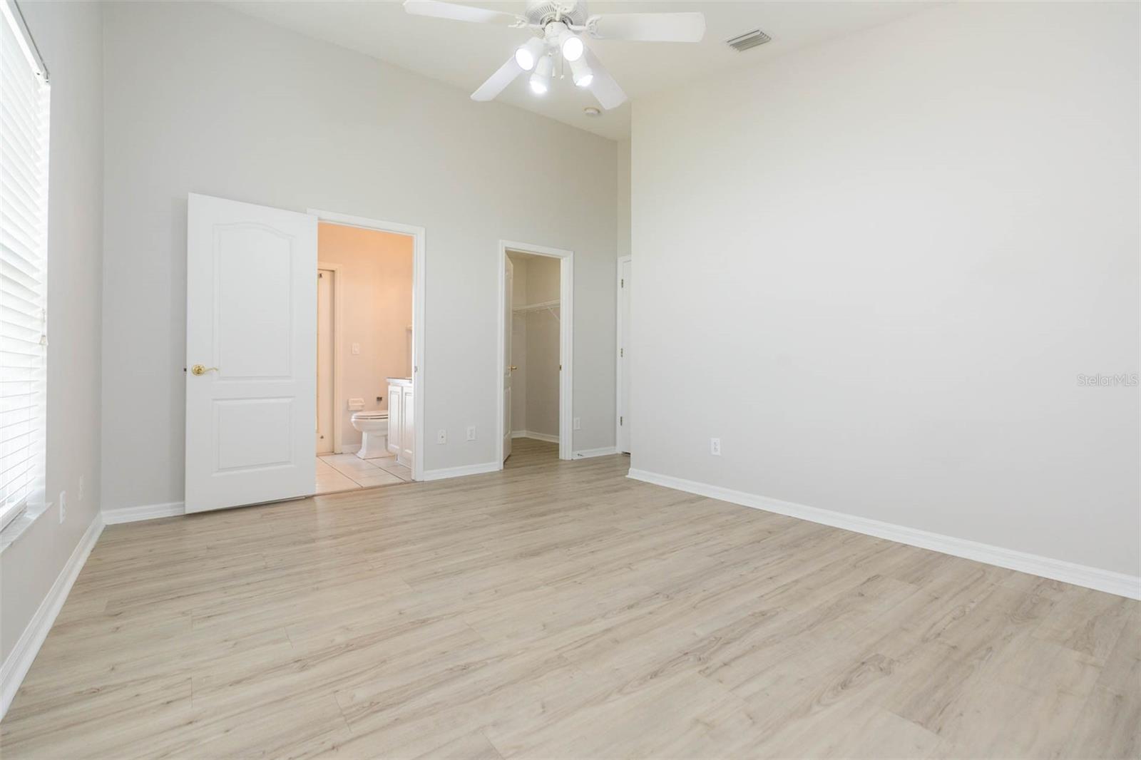 Image 43 of 53 For 10316 Riverburn Drive