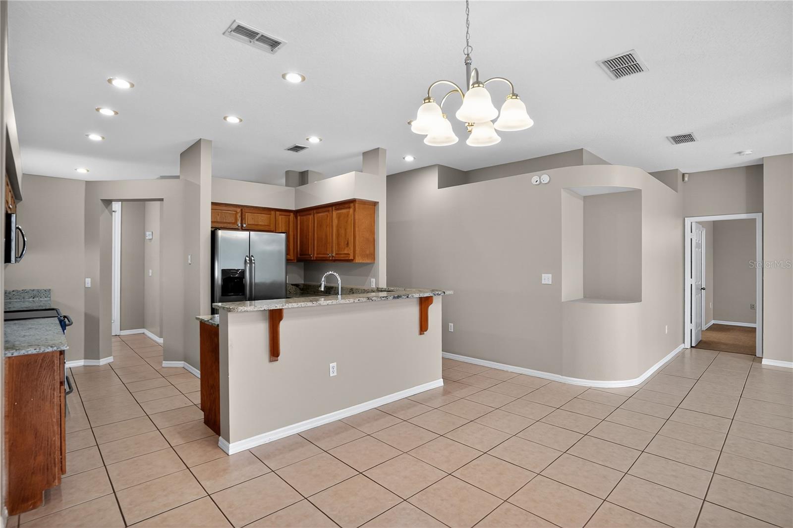 Image 9 of 31 For 2916 Sunset Lakes Boulevard