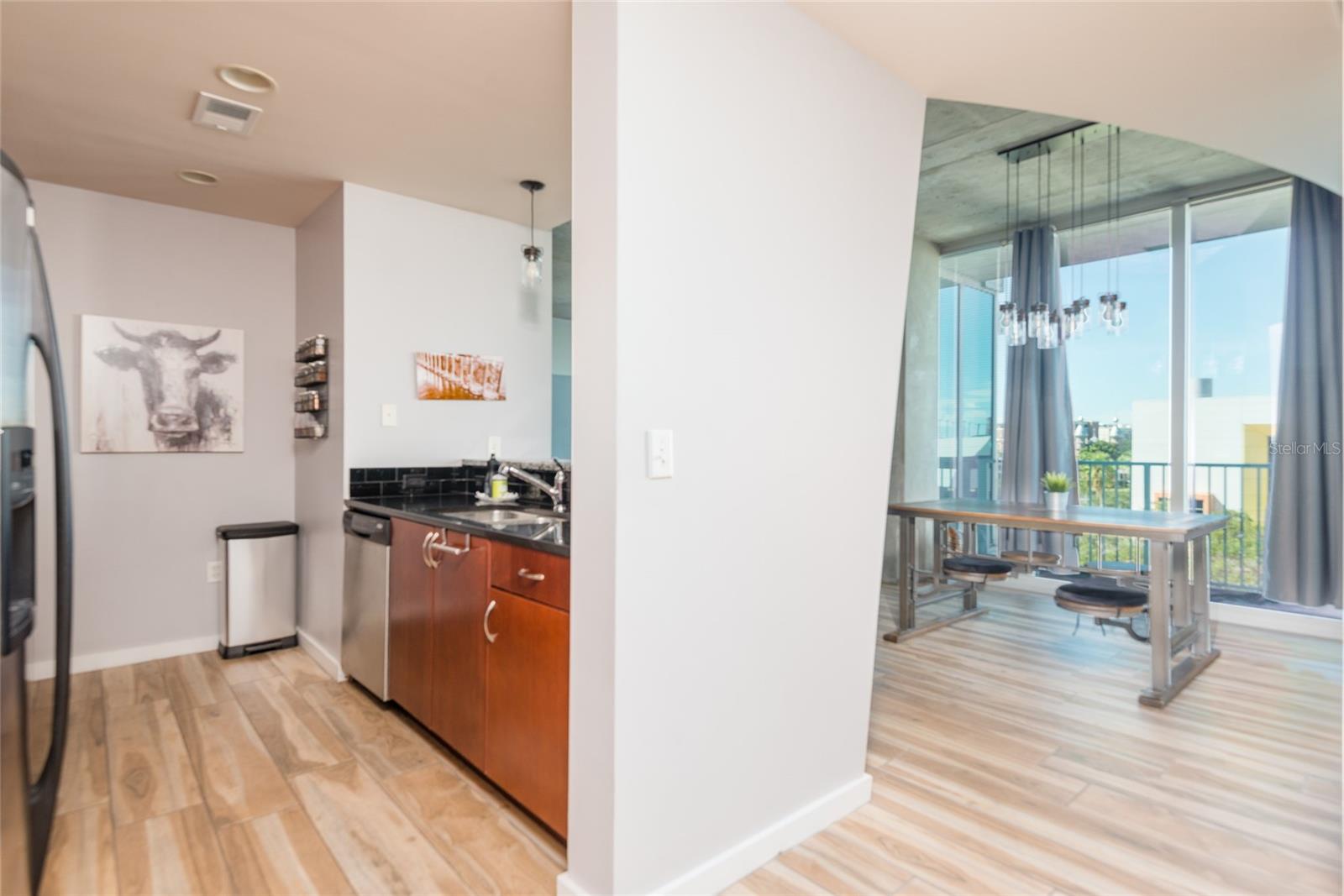 Image 12 of 45 For 777 Ashley Drive 401