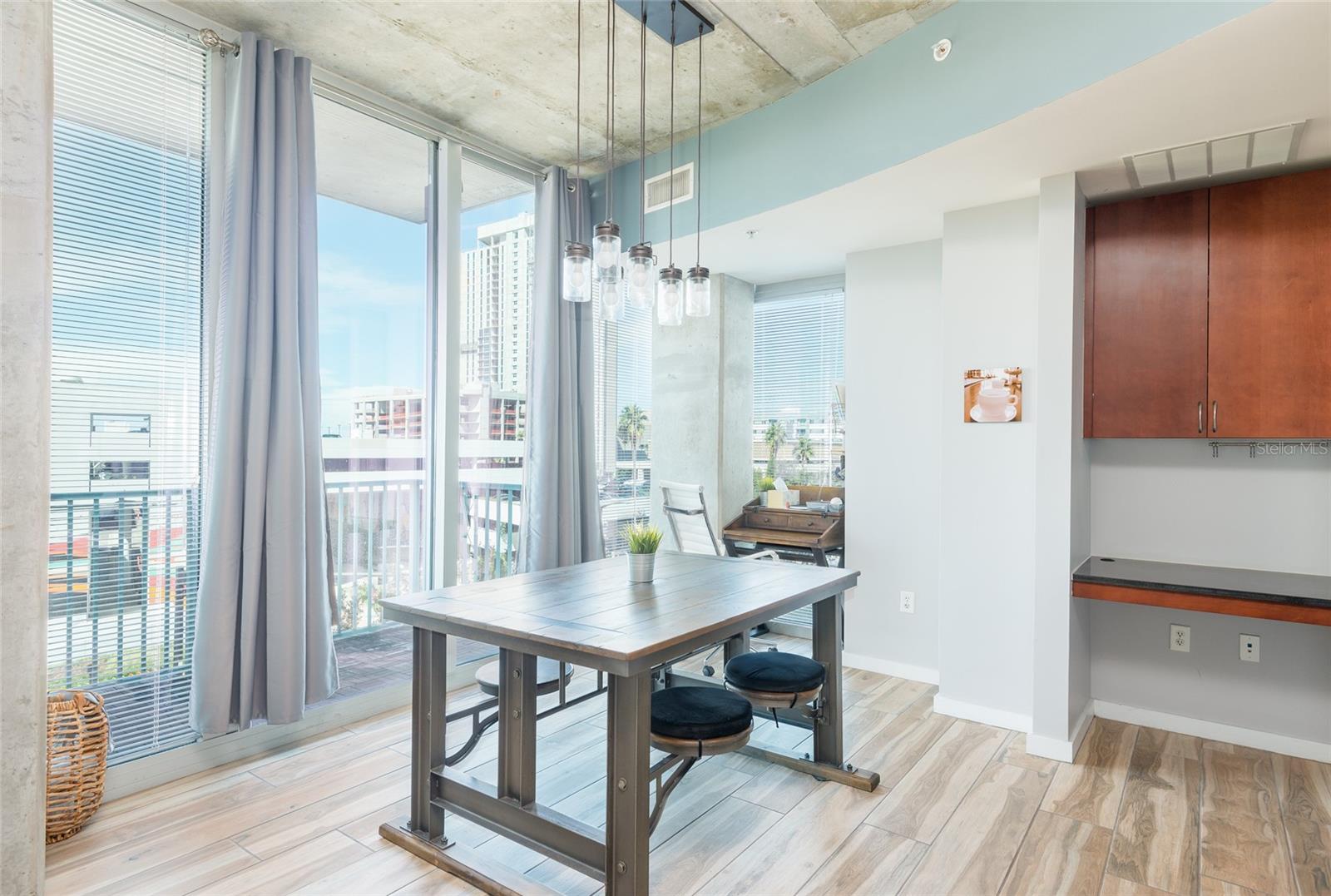 Image 16 of 45 For 777 Ashley Drive 401