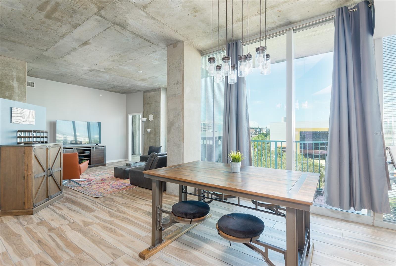 Image 17 of 45 For 777 Ashley Drive 401