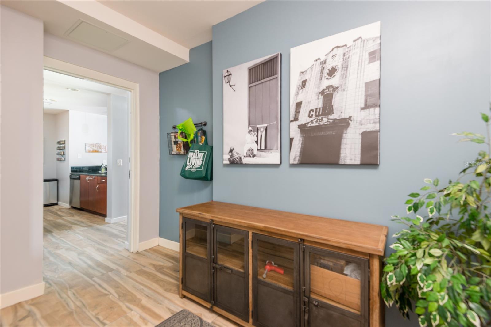 Image 3 of 45 For 777 Ashley Drive 401