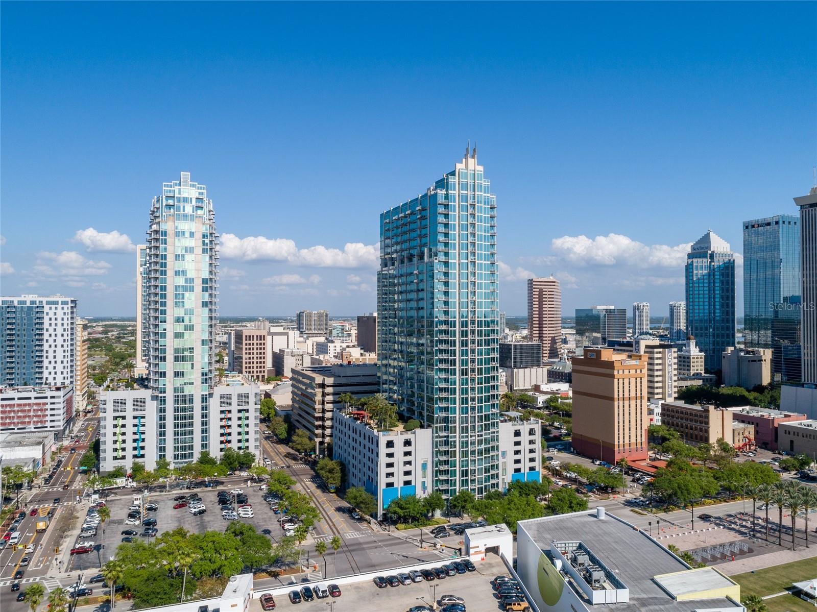 Image 32 of 45 For 777 Ashley Drive 401