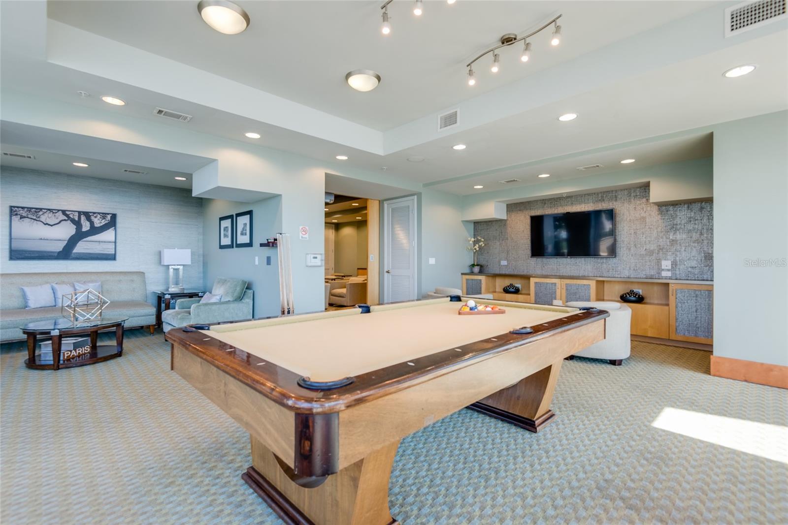 Image 37 of 45 For 777 Ashley Drive 401