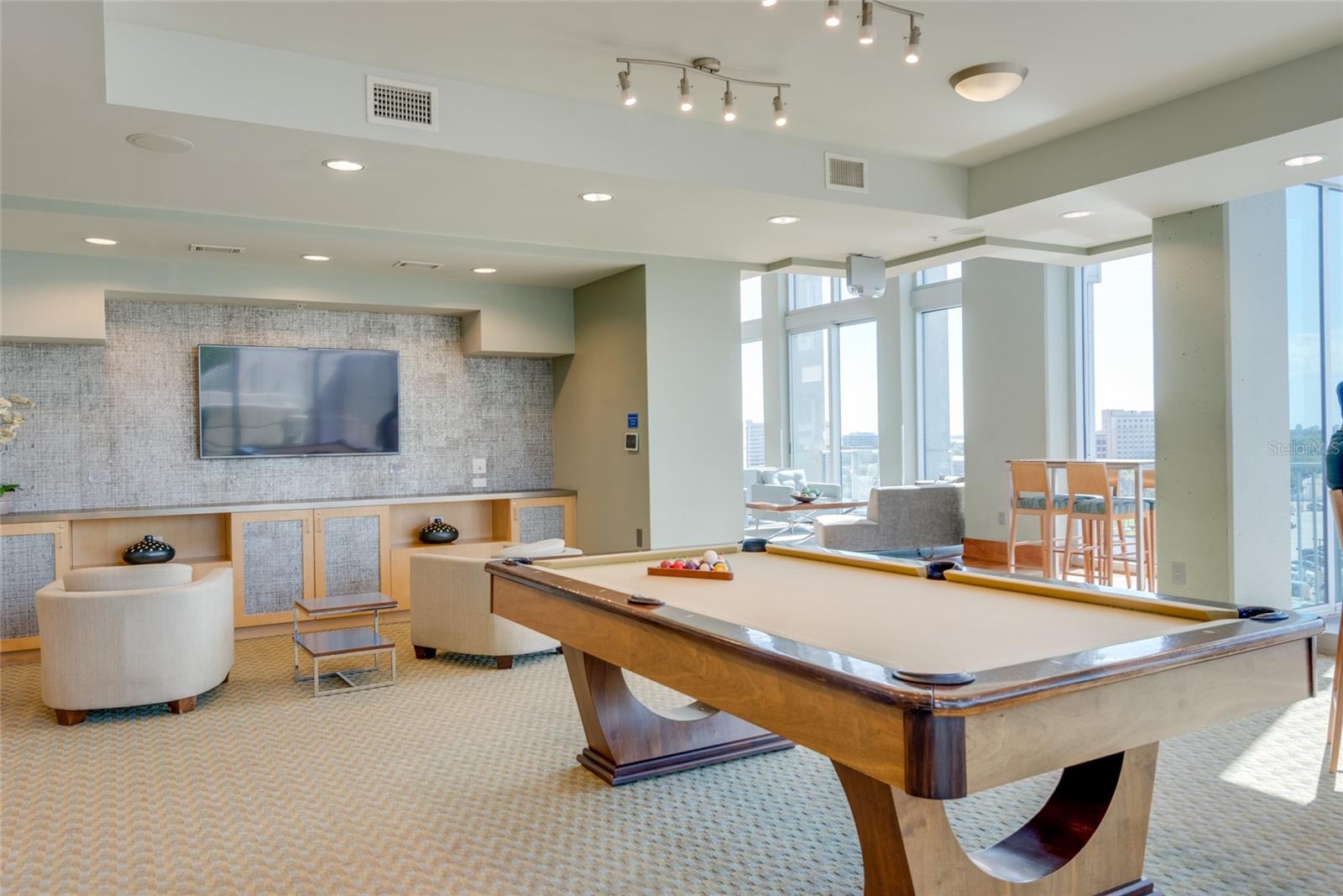 Image 39 of 45 For 777 Ashley Drive 401